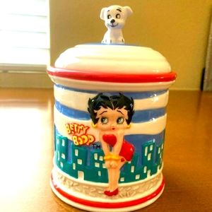 BETTY BOOP MUSICAL CANISTERS
